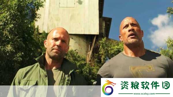 杰森斯坦森夫婦海灘度假-手游玩家也能體驗(yàn)快艇日光浴樂(lè)趣！