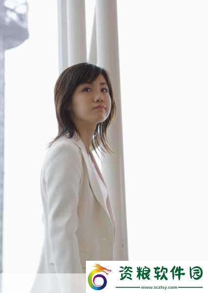 輕熟魅力席卷手游圈-高田里穗美照引爆玩家熱情！