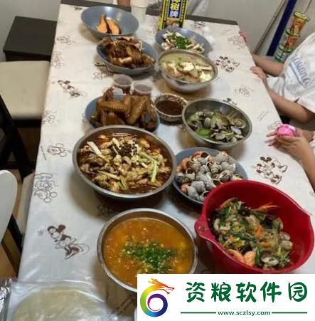 “喂食風(fēng)潮”：閨蜜突邀-老公吃飯我代勞