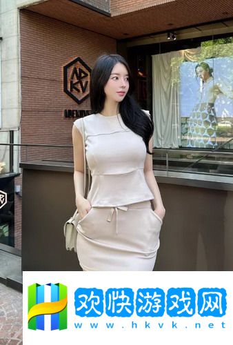 真實(shí)雙人插畫的引發(fā)熱潮-藝術(shù)家：體驗(yàn)跨越屏幕的互動(dòng)感-創(chuàng)新形式打破平庸！